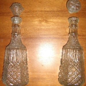 Vintage 2 Pc Diamond Cut Wine Alcohol Decanter Set